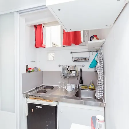 Appartement Charming 10 Sqm For 3 In Paris Parijs
